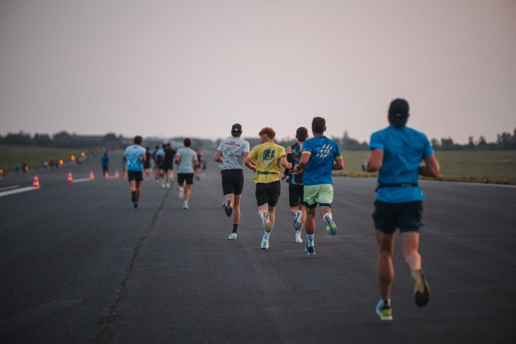 Image par défaut illustrant le propos de l'article Runway Le Havre : près de 1000 participants sur la piste de l’aéroport de Coeur de Nacre